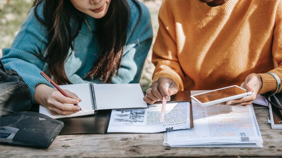 Should My Child Take The IB? A Look At IB And Standards In SG 3