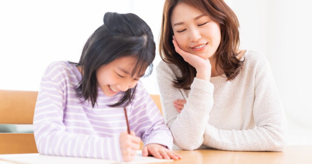 Mr T.Y. Lim 2 Our tutors share their best tips on how to help primary school students get into a consistent habit of studying.